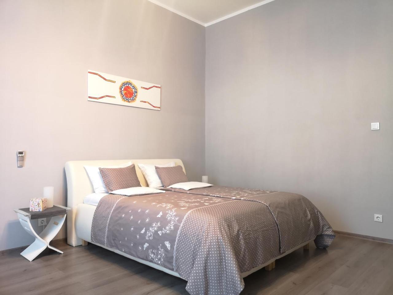 Central Apartment Budapest — 4-Star Luxury Hotel in Budapest, Hungary
