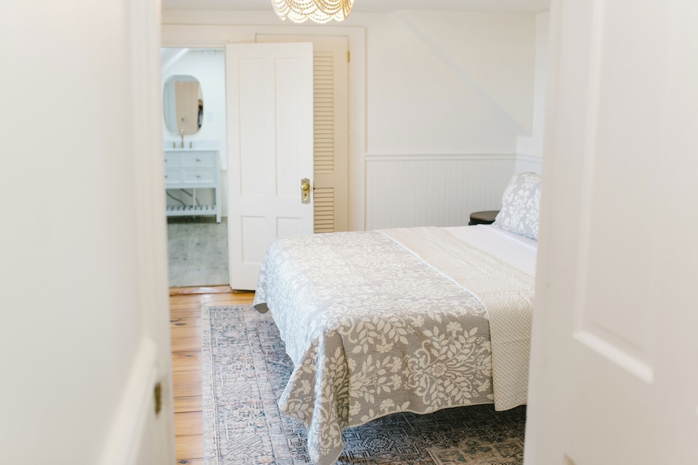 Greenleaf Inn - photo 29