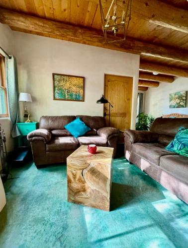 Cozy Relaxing Near Taos Plaza — Taos