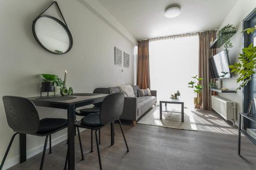 Modern Stay with Wi Fi Tilburg — 4-Star Luxury Hotel in Tilburg, Netherlands
