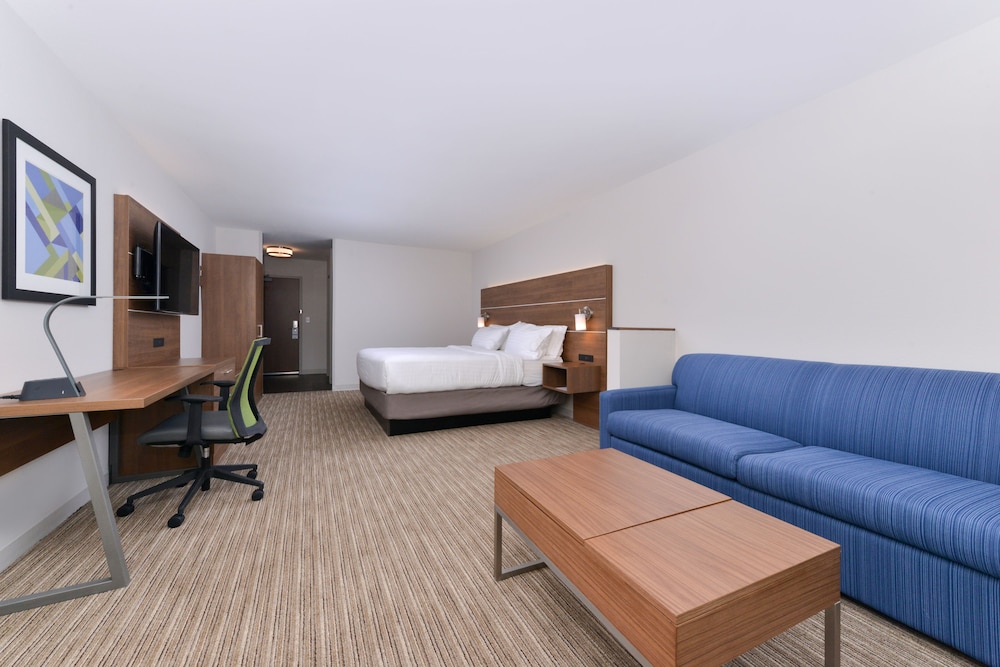 Holiday Inn Express & Suites Ogallala by IHG - photo 14