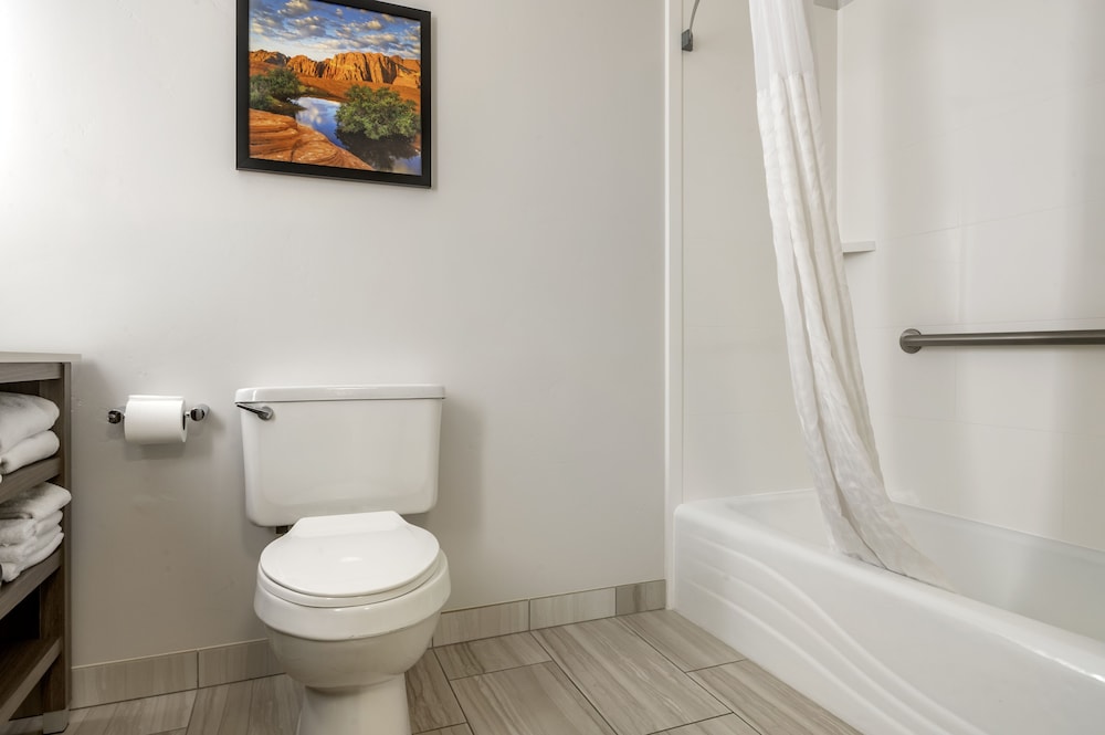 Comfort Inn & Suites Beaver Interstate 15 North - photo 35