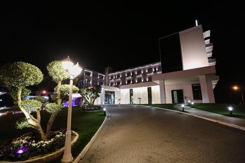 Delta Hotel — Rrashbull — photo 4