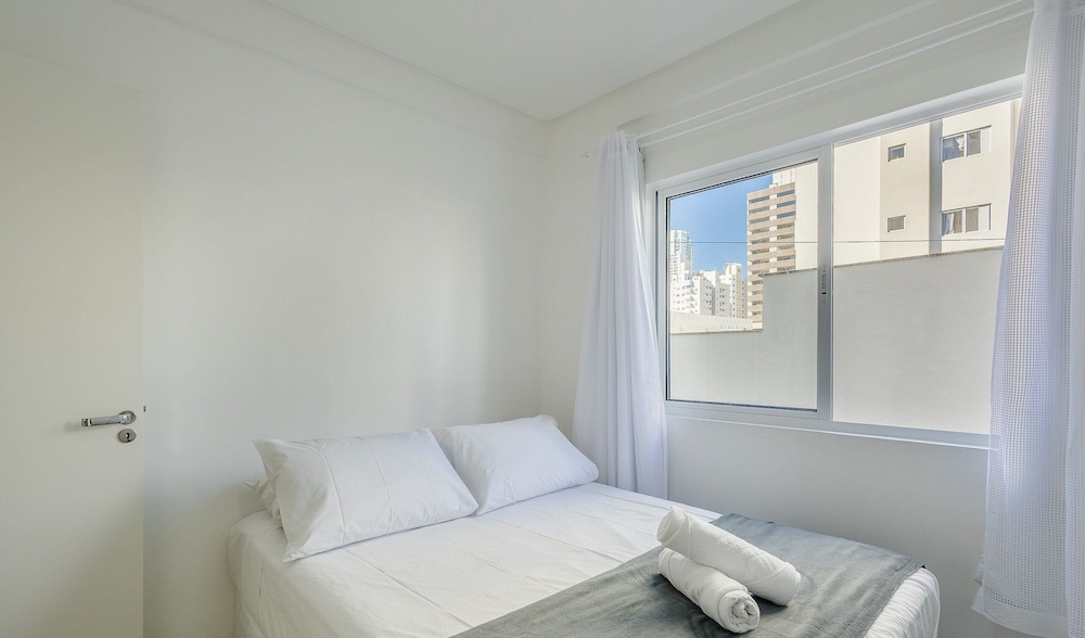 Apt c Churrasq. a 600m da Praia GEN0102