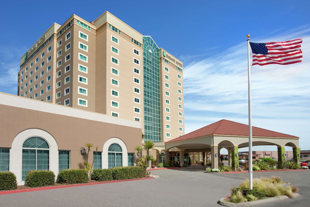 Embassy Suites by Hilton Monterey Bay Seaside - featured photo