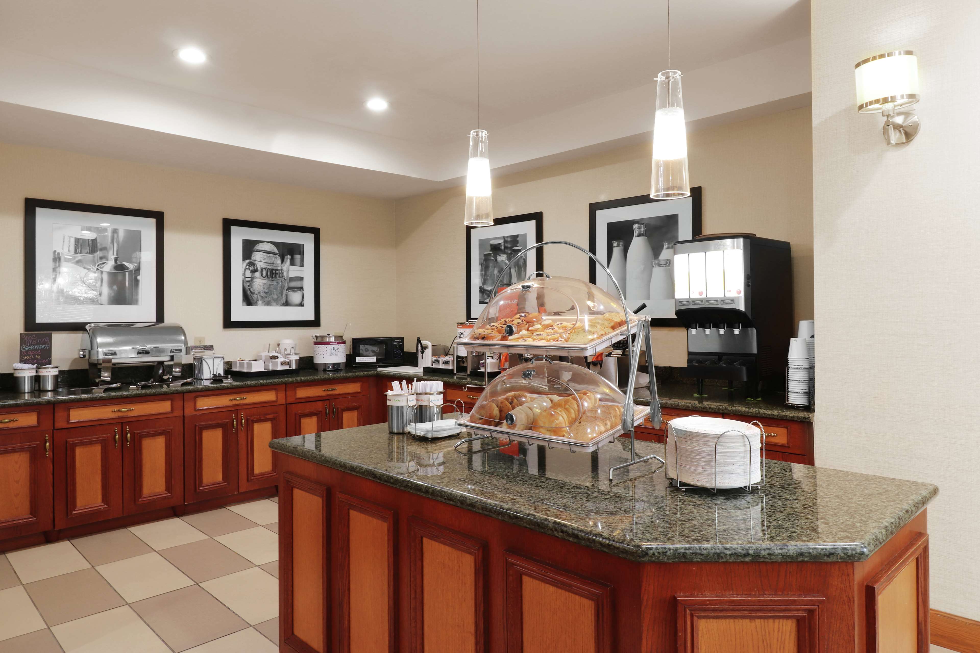 Hampton Inn Heath Newark - photo 12