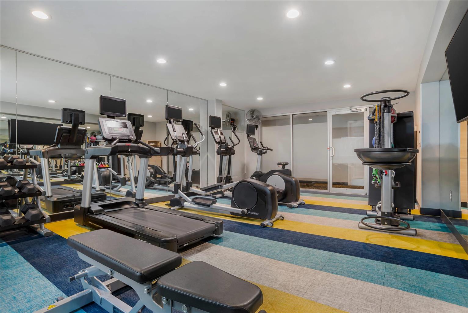 Alluxsuites at 1876 an Ascend Collection Hotel - photo 45