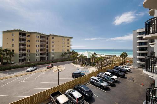 Nautilus 2411 Gulf View 4th Flr 2 BR 2 BA — 4-Star Luxury Hotel in Fort Walton Beach, United States