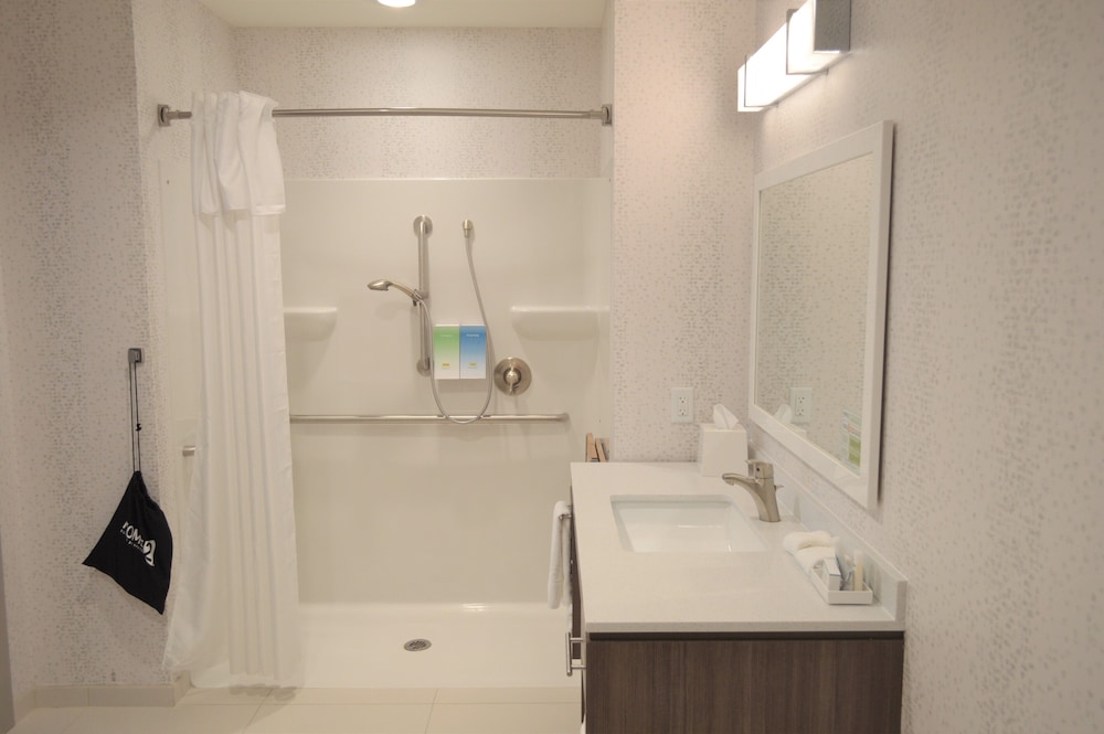 Home2 Suites Eagan Minneapolis - photo 27