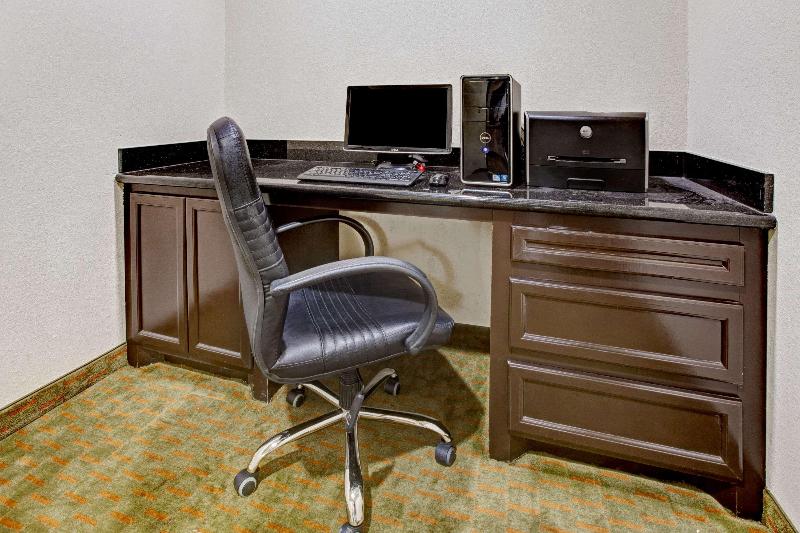 Super 8 by Wyndham LaPorte - photo 17