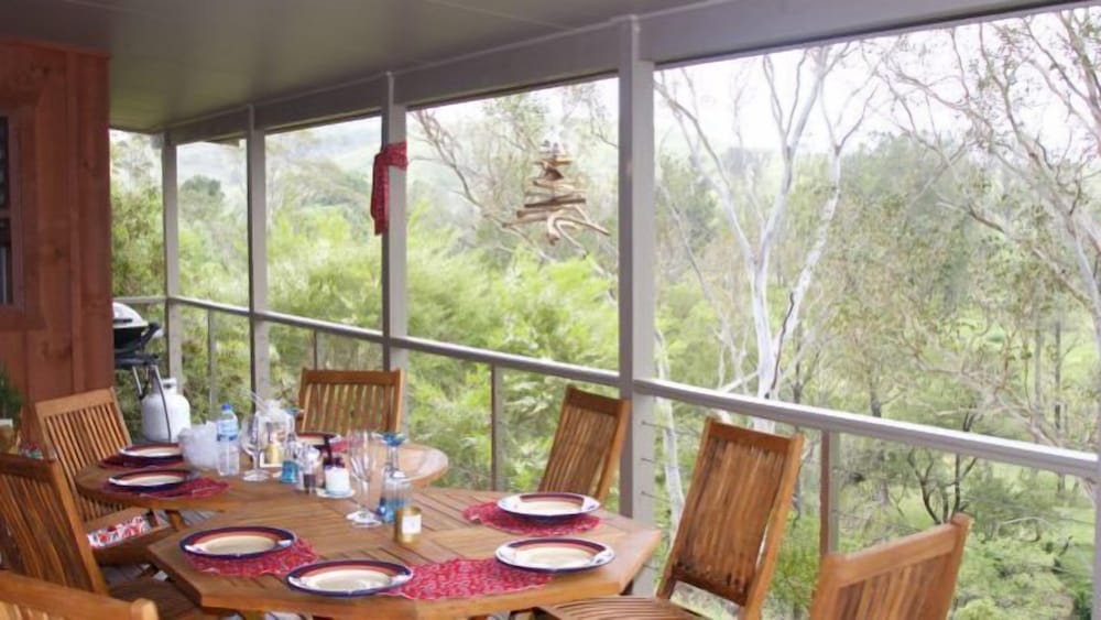 Barrington Hideaway River Cottages — Gloucester
