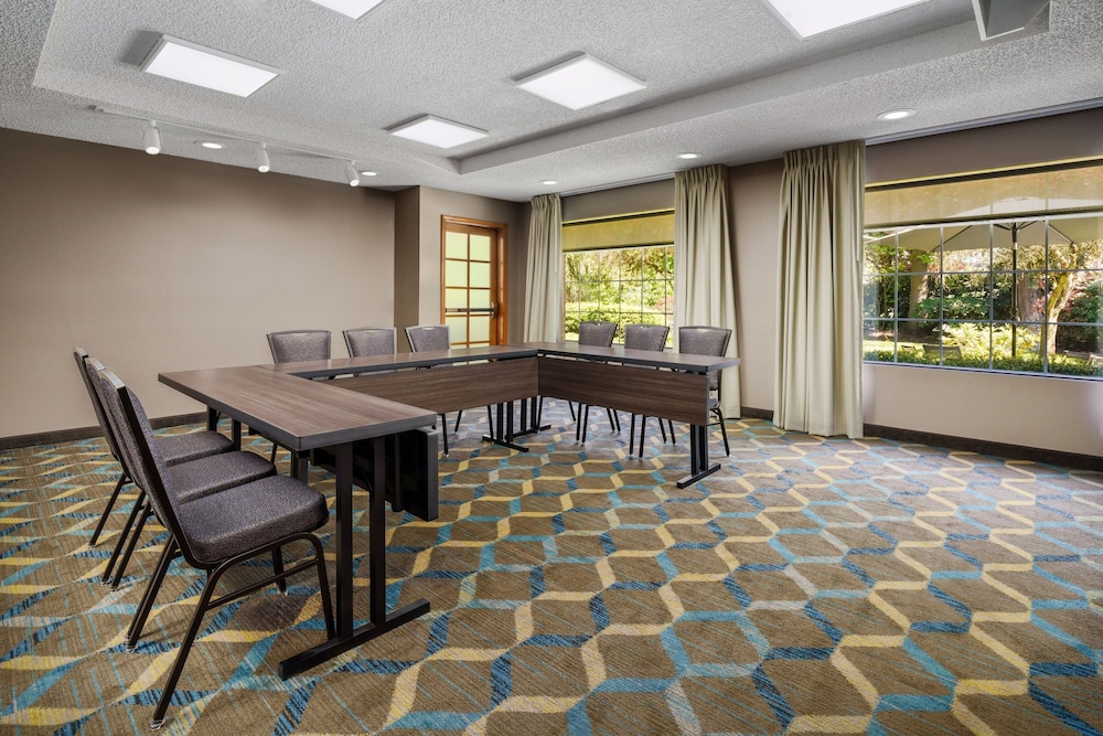 Residence Inn by Marriott Seattle Northeast Bothell - photo 32