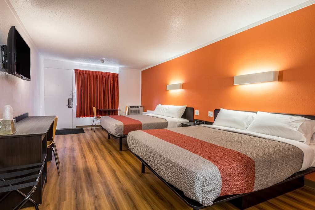 Motel 6 Schenectady NY - photo 13