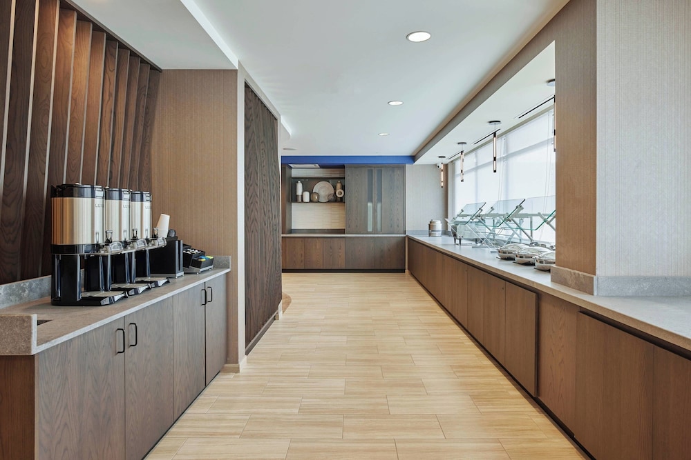 SpringHill Suites by Marriott Chicago Chinatown - photo 44