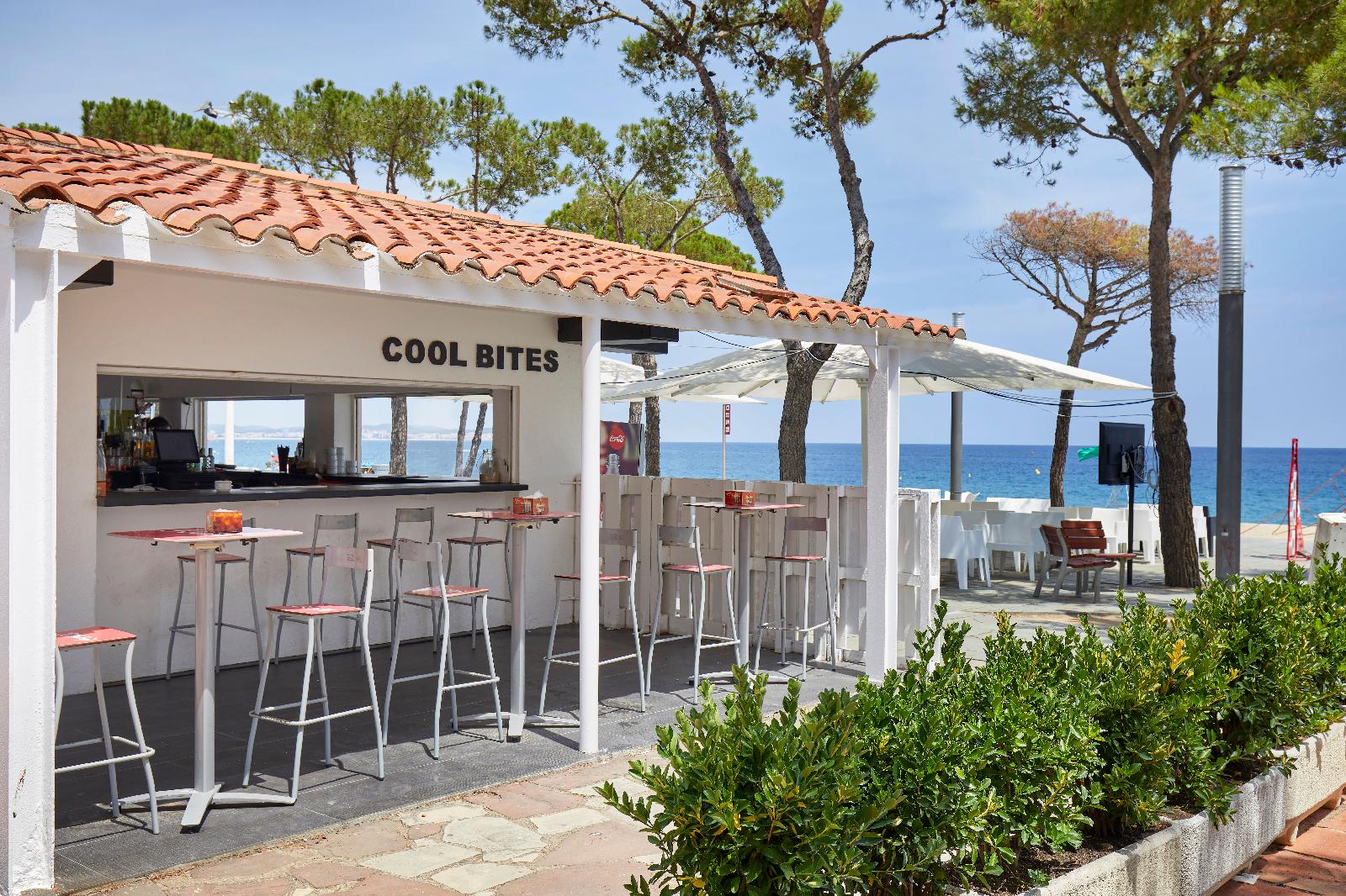 Hotel Columbus — 4-Star Luxury Hotel in Castell-Platja D'aro, Spain