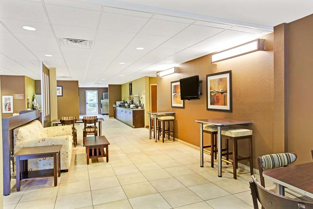 Microtel Inn & Suites By Wyndham Bryson City - photo 13