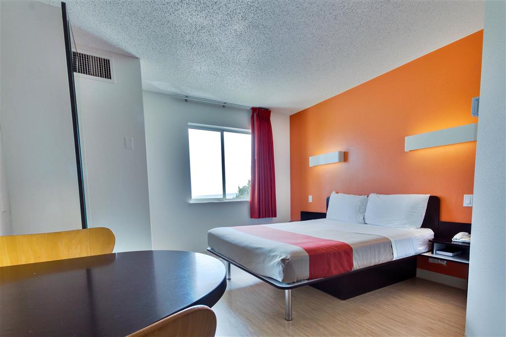 Motel 6 Lewisville TX Dallas - photo 14
