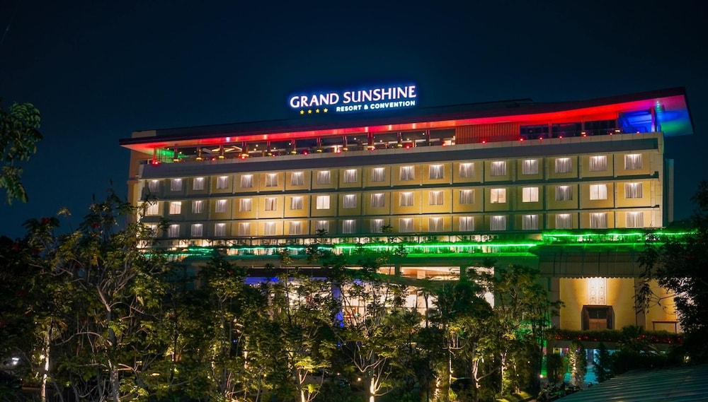 Grand Sunshine Resort Convention — Soreang