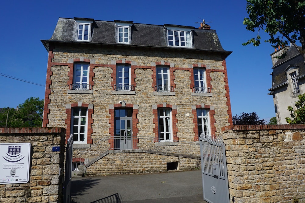 Auberge Ti'gousket - carbon neutral hotel in Guingamp