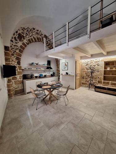Casa Vacanze L Incontro — 4-Star Luxury Hotel in Mesagne, Italy