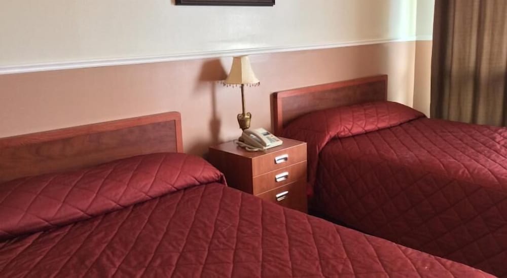 Auberge Du Lac Beauchamp