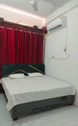 Super Star hotel — Unknown City — photo 5