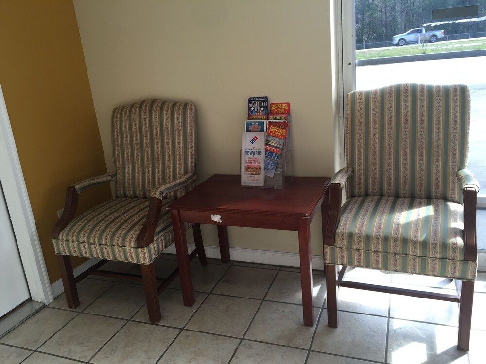 Coastal Motel - photo 18
