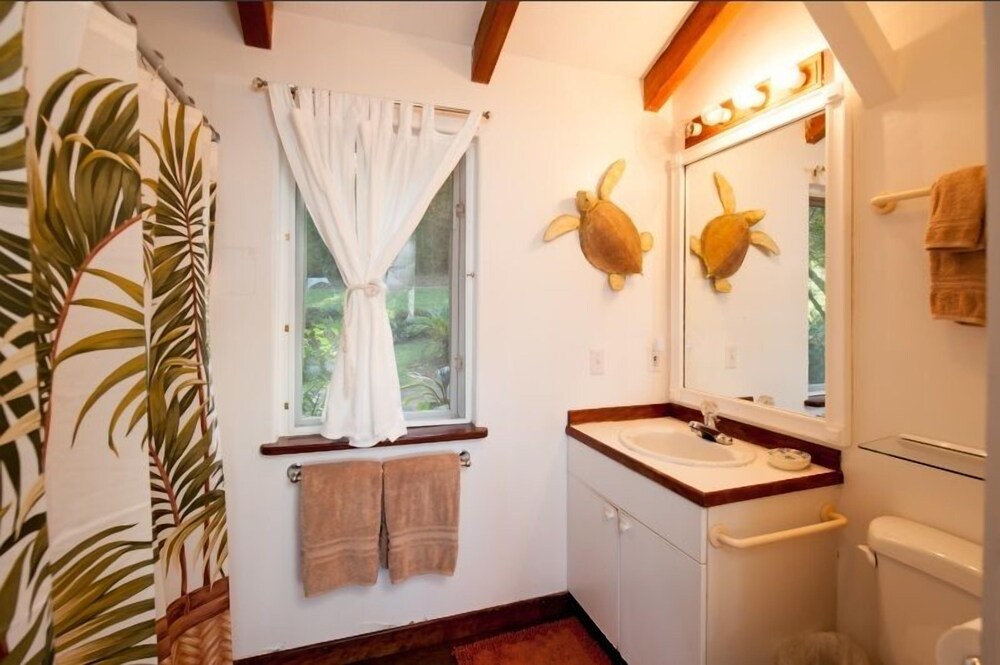 Hale Kukui Orchard & Cottages - photo 25