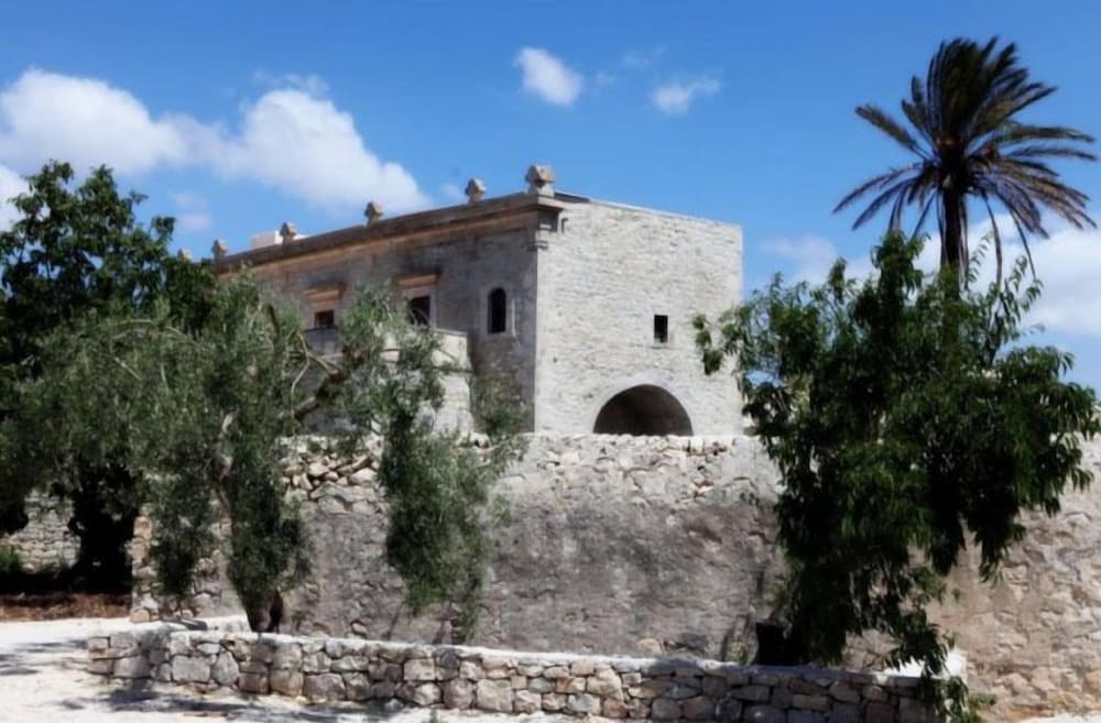 Valata Minusa Country Resort - carbon neutral hotel in Modica