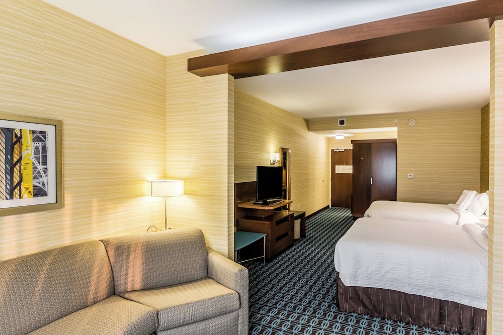 Fairfield Inn & Suites by Marriott Butte - photo 7
