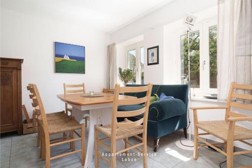 Ferienhaus Nord 54 GRAD — hotel in Heikendorf