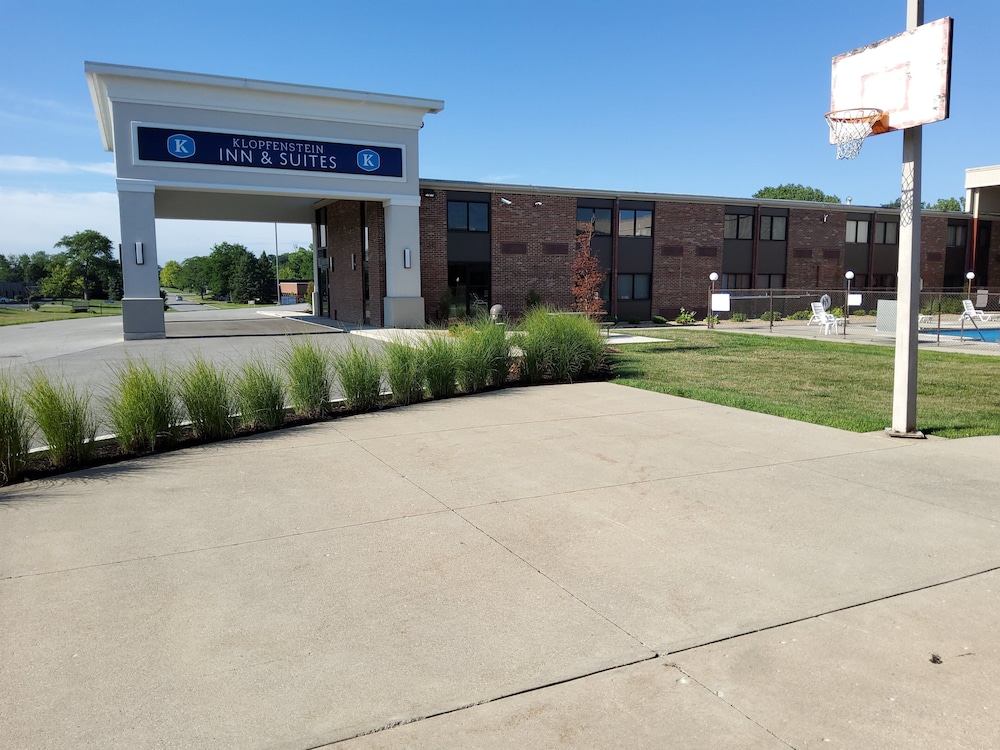 Klopfenstein Inn and Suites - photo 44
