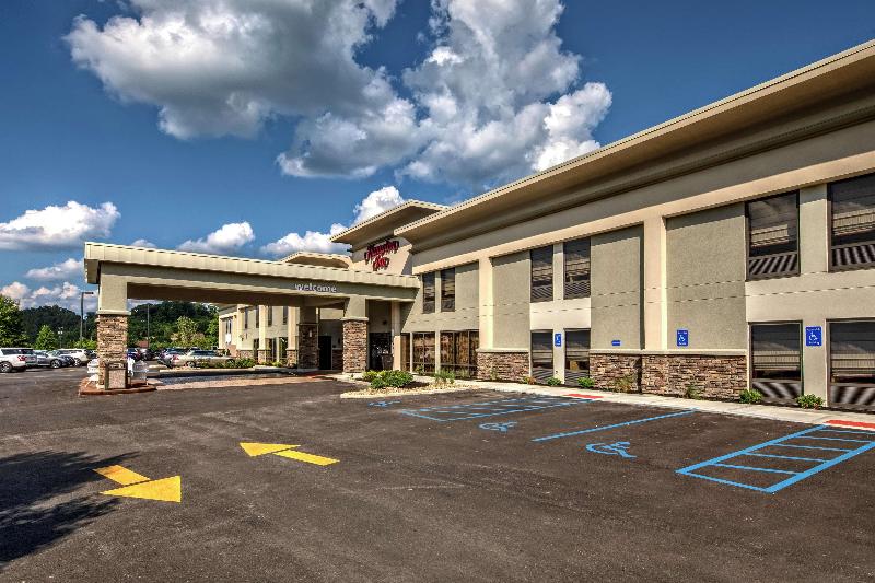 Hampton Inn Ashland - photo 3