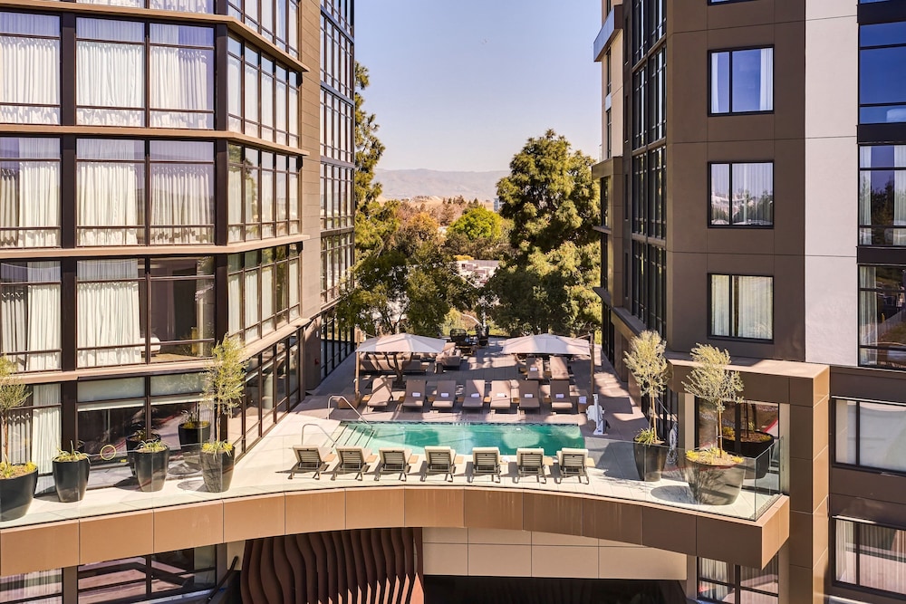 AC Hotel by Marriott Sunnyvale Moffett Park - photo 22