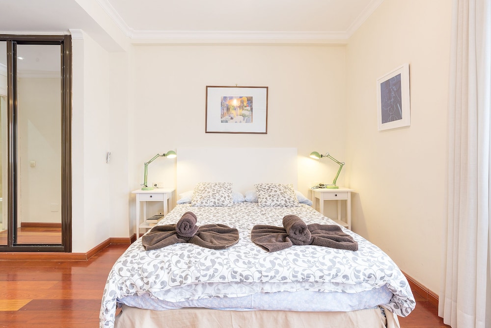 Soho Centro 3 Dormitorios — 4-Star Luxury Hotel in Malaga, Spain