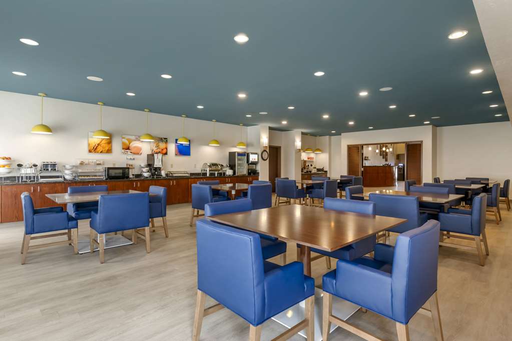 Comfort Suites Conference Center Rapid City - photo 32
