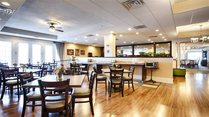 Best Western Plus San Pedro Hotel & Suites - photo 40