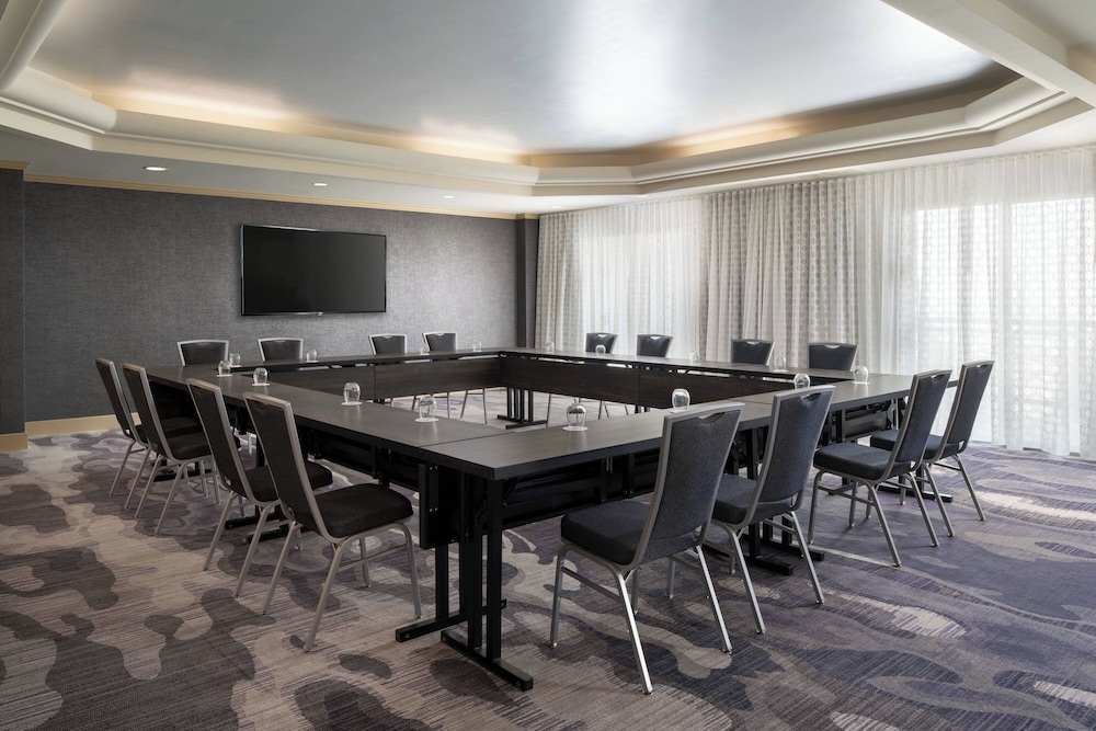 Visalia Marriott at the Convention Center - photo 44