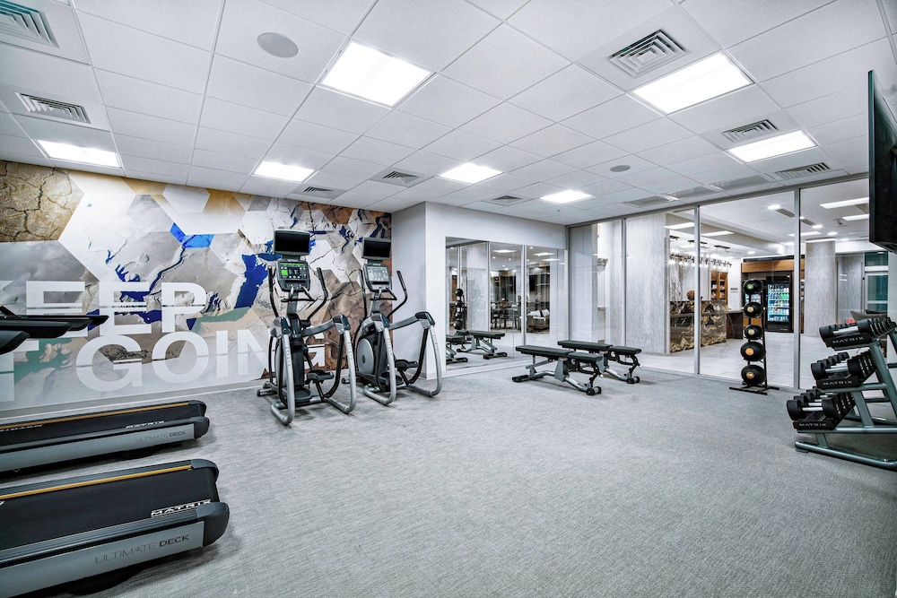 SpringHill Suites by Marriott Phoenix Goodyear - photo 15
