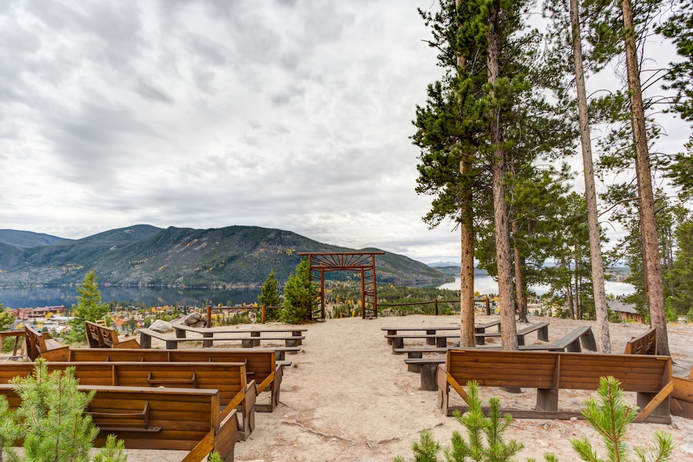 Grand Lake Lodge - photo 105