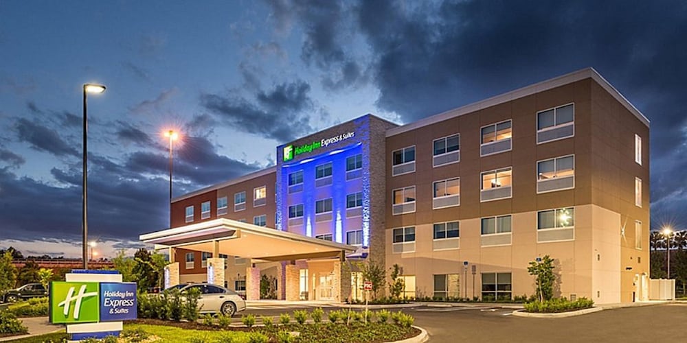 Holiday Inn Express & Suites Ruskin by IHG - photo 55