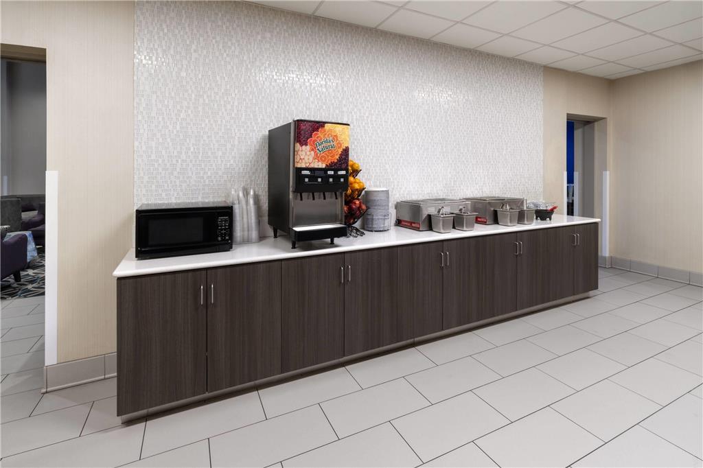 La Quinta Inn by Wyndham Fort Collins - photo 30