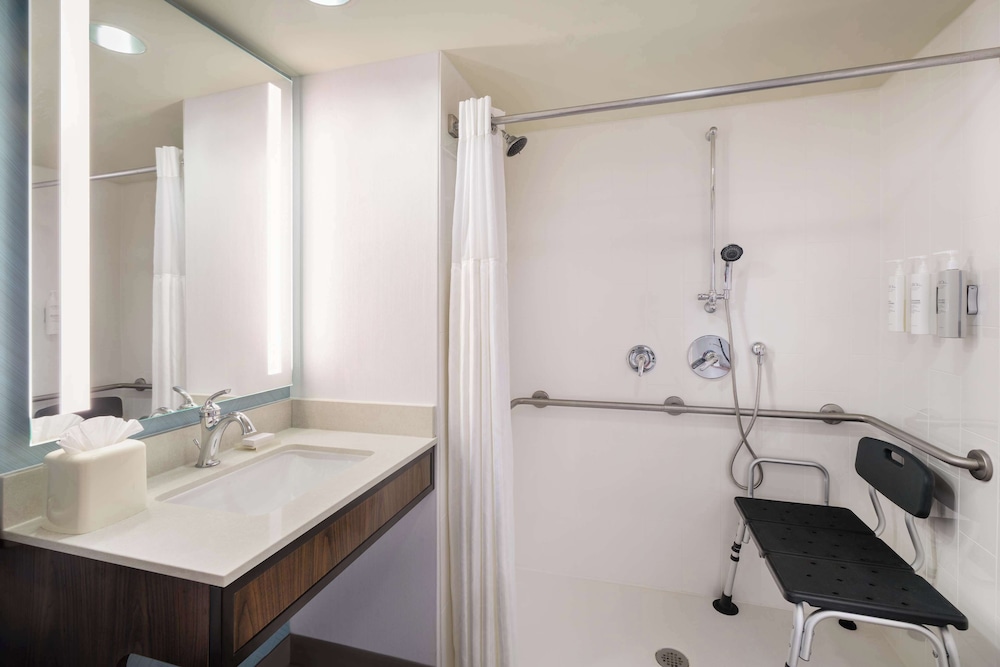 Hilton Garden Inn Houston Bush Intercontinental Airport - photo 17