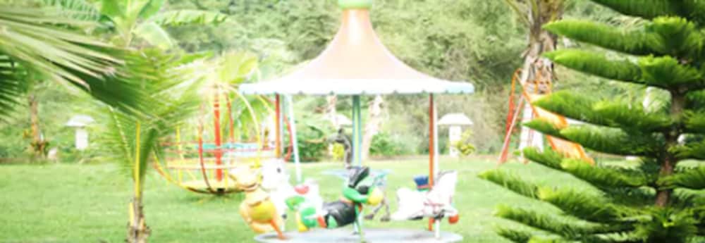 Children's play area - outdoor
