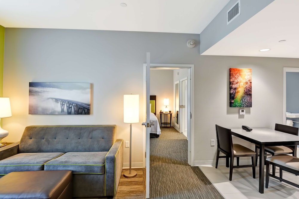 Home2 Suites by Hilton Azusa - photo 16