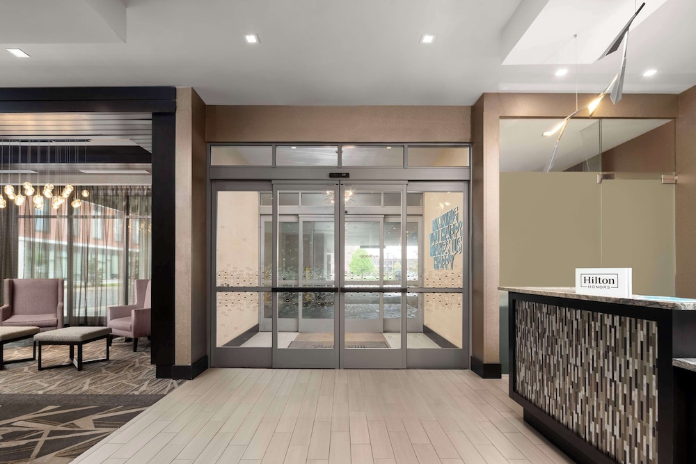Hampton Inn & Suites Worcester - photo 6