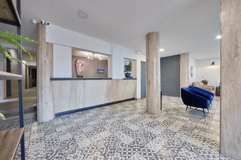 Suites Veinti2 - last minute hotel in Mexico City