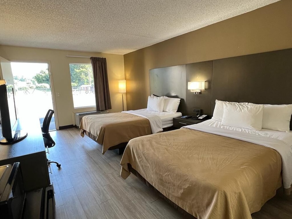 Rodeway Inn Walterboro I 95 - photo 3