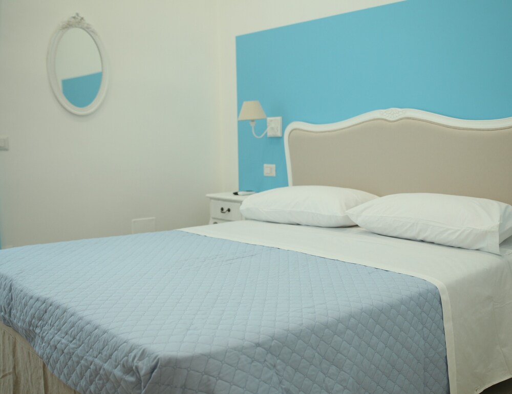 Il Gioiellino Lifestyle — 4-Star Luxury Hotel in Naples, Italy