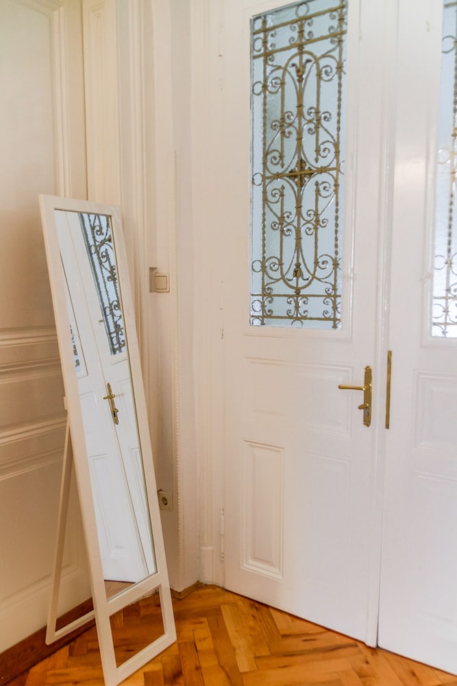 Main Square Rooms — 4-Star Luxury Hotel in Zagreb, Croatia